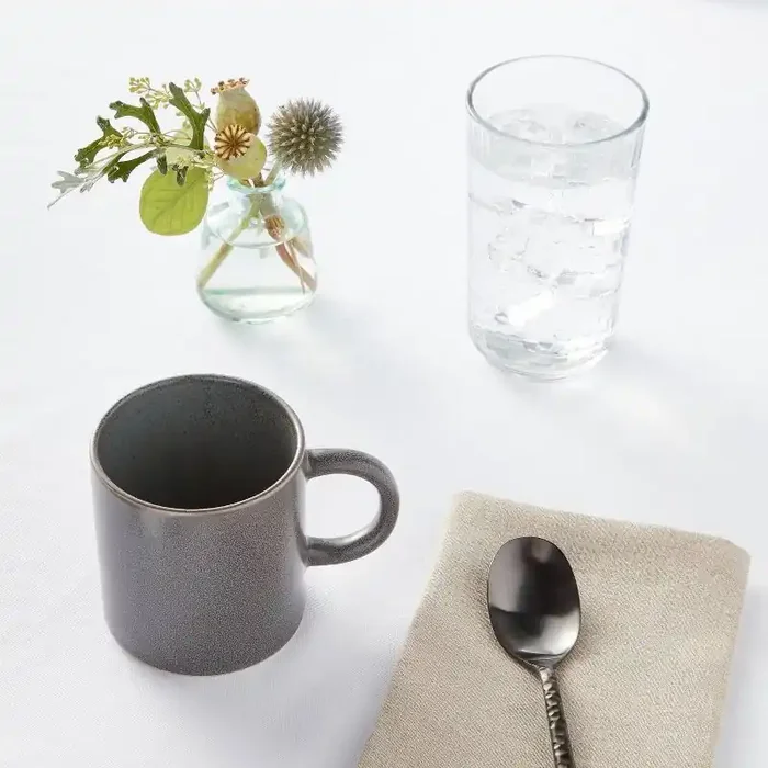 15oz Stoneware Tilley Mug Dark Gray – Threshold™ Traditional Coffee Mug, Dishwasher & Microwave Safe, 15.21oz Capacity