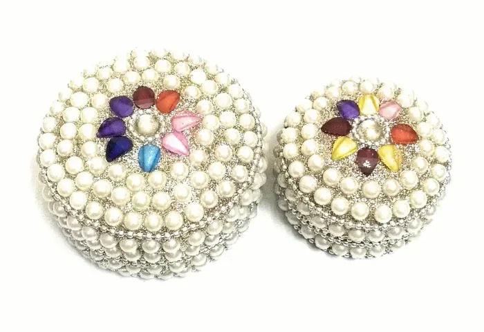CHURU SILVERWARE Handicraft Designer Pearl Work Decorative Round Sindoor Box (Silver 7 cm x 6 cm x 4 cm and 6 cm x 6 cm x 3 cm) – Set of 2