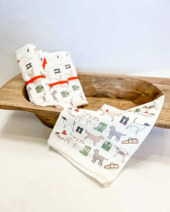 HUNTING DOGS HAND TOWEL