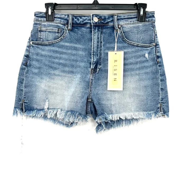 Risen Short Medium Wash