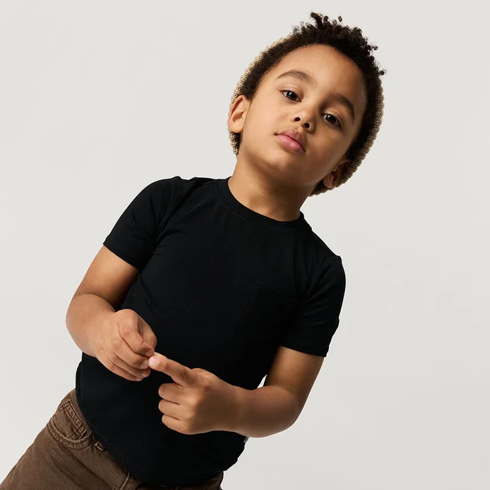 Solid Black Short Sleeve Black Pocket Tee | Posh Peanut®