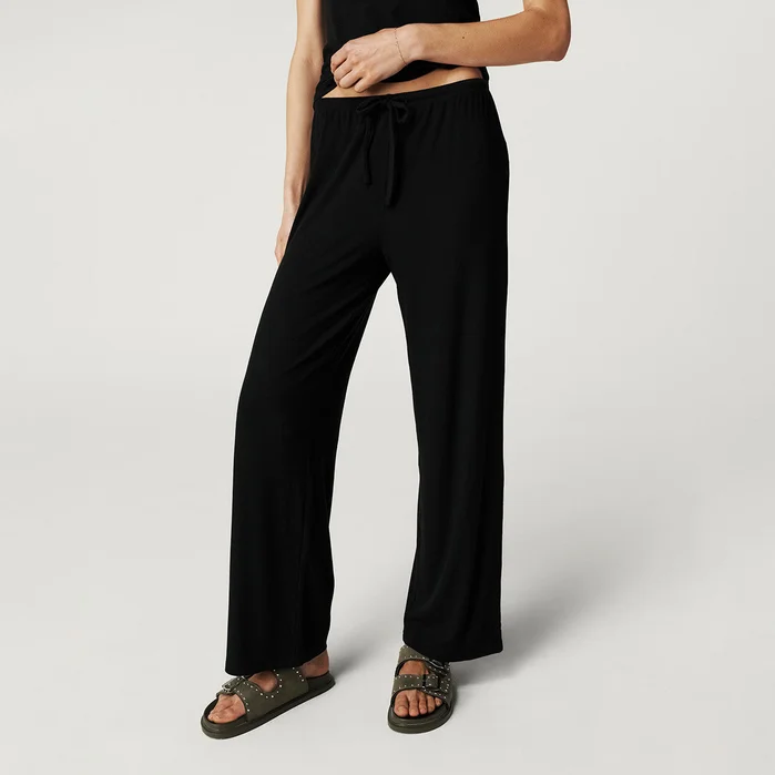 Solid Black Straight-Leg Women’s Black Premium Knit Straight Pants | Posh Peanut®
